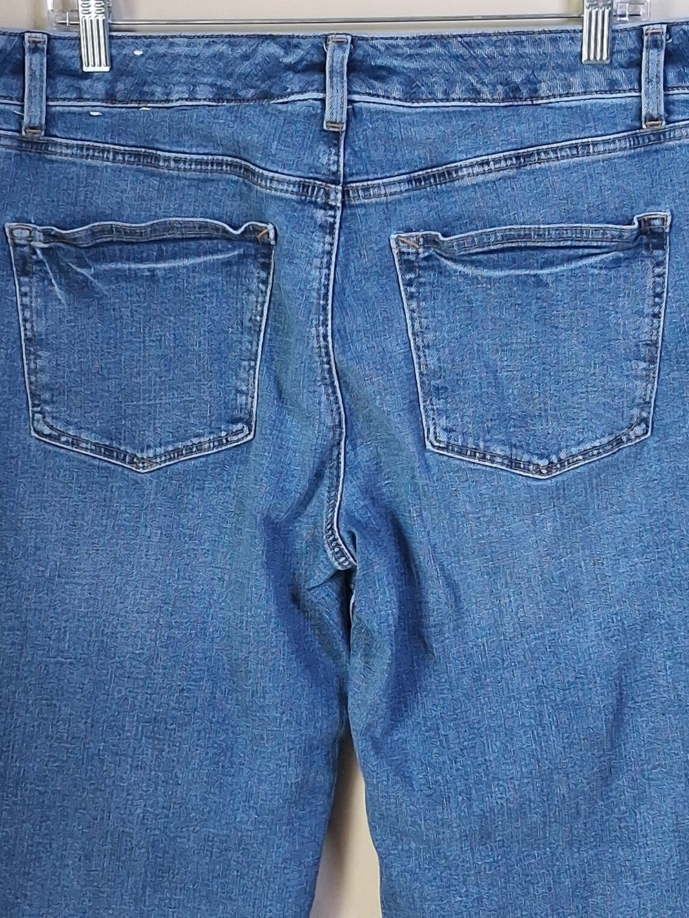 Talbots Women's Everyday Relaxed Jeans; Size 10; Raw Hem; High Rise - Picture 5 of 9